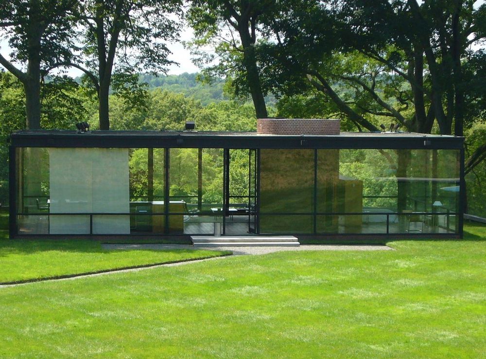 File:Glasshouse-philip-johnson.jpg - Wikipedia