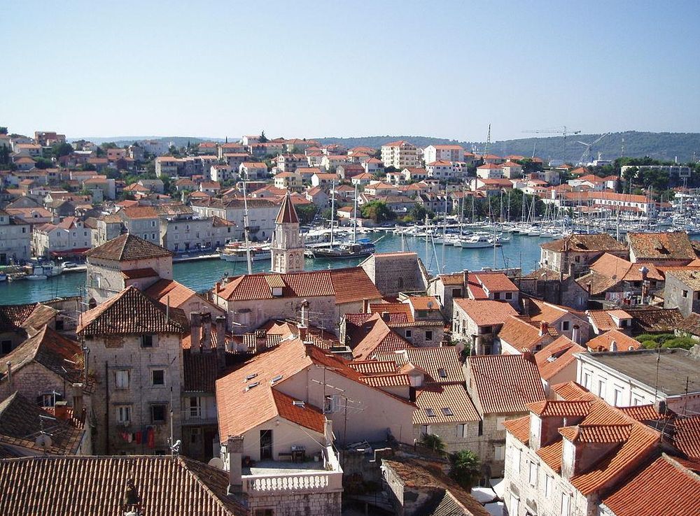 File:Trogir-panorama-001.JPG - Wikimedia Commons