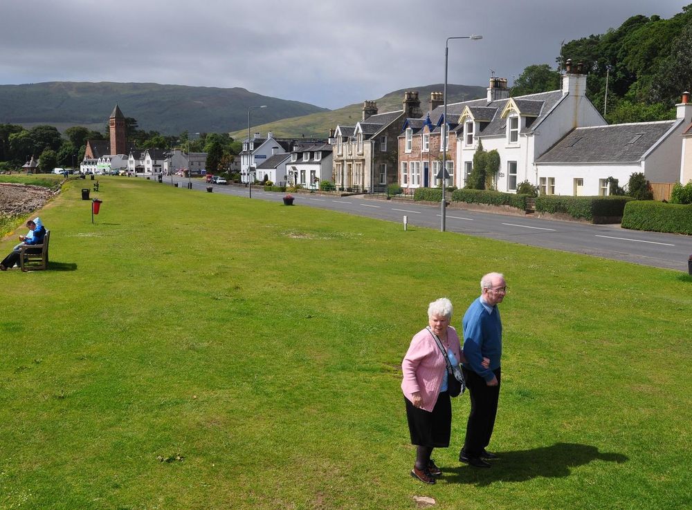 File:Scotland, Isle of Arran, Lamlash, the seafront .JPG - Wikimedia Commons