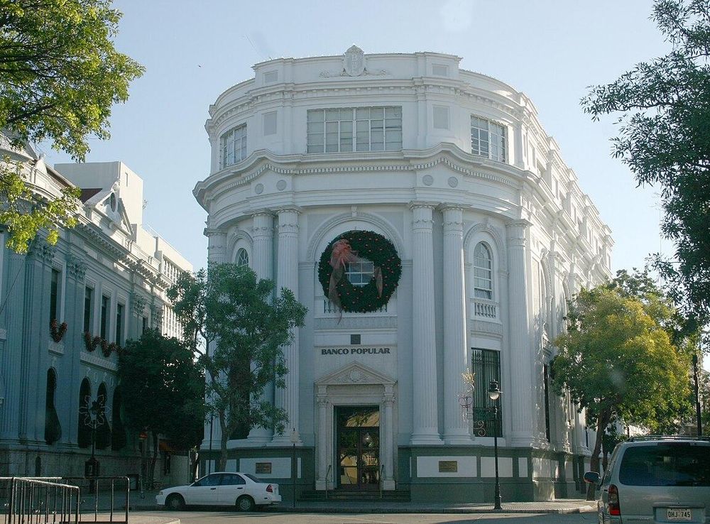 File:Banco Popular in Ponce, Puerto Rico.jpg - Wikimedia Commons