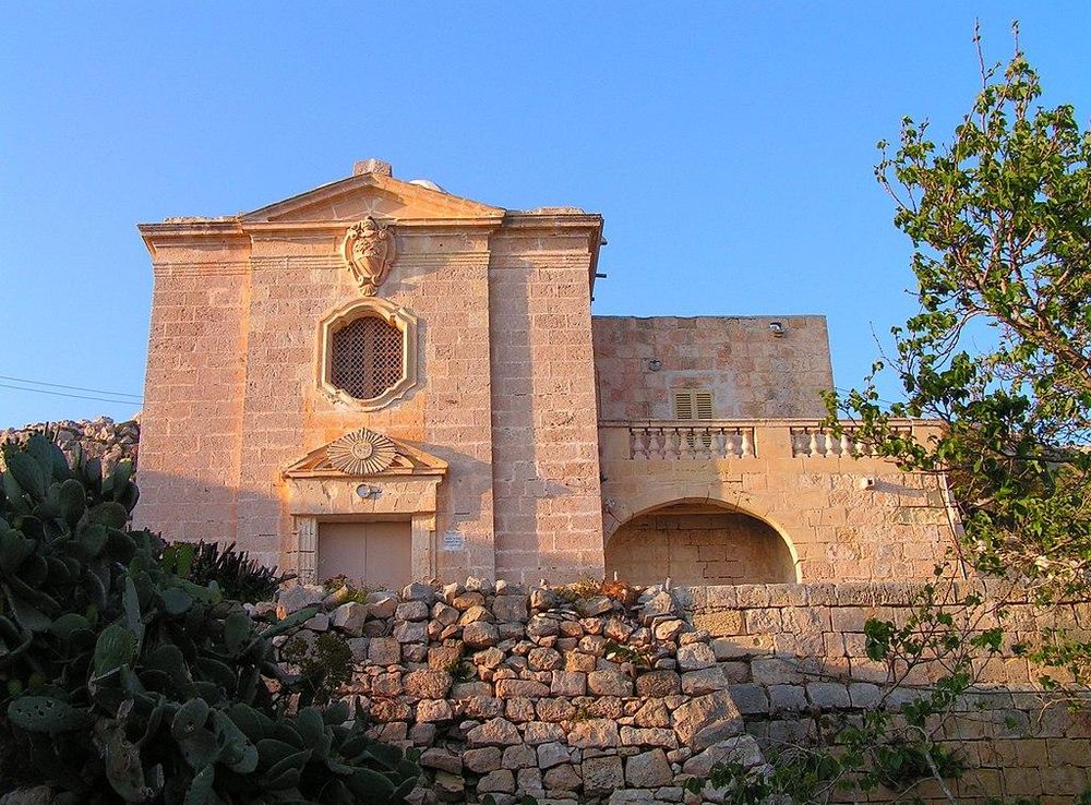 File:Our Lady of Mt Carmel, Fawwara (1).jpg - Wikimedia Commons