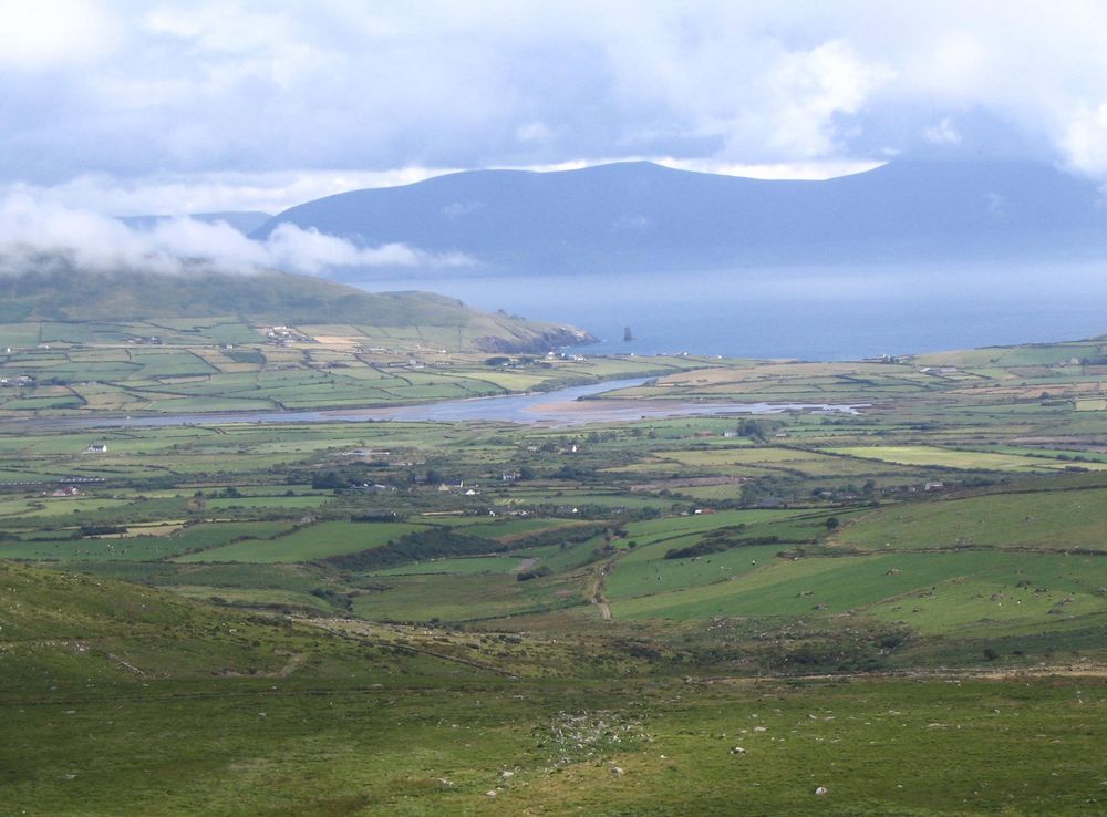 File:Conor Pass Bull's Head.JPG - Wikimedia Commons