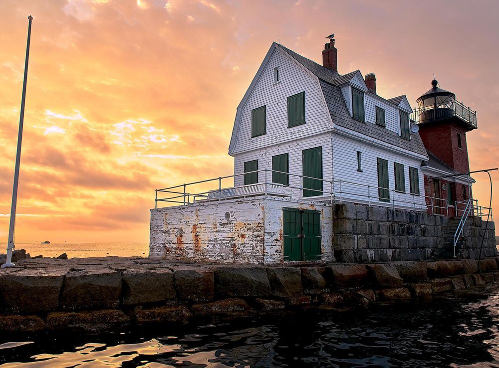 File:Rockland Breakwater Lighthouse.jpg - Wikimedia Commons