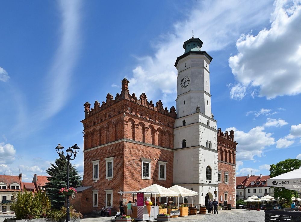 File:Sandomierz, ratusz (HB3).jpg - Wikimedia Commons