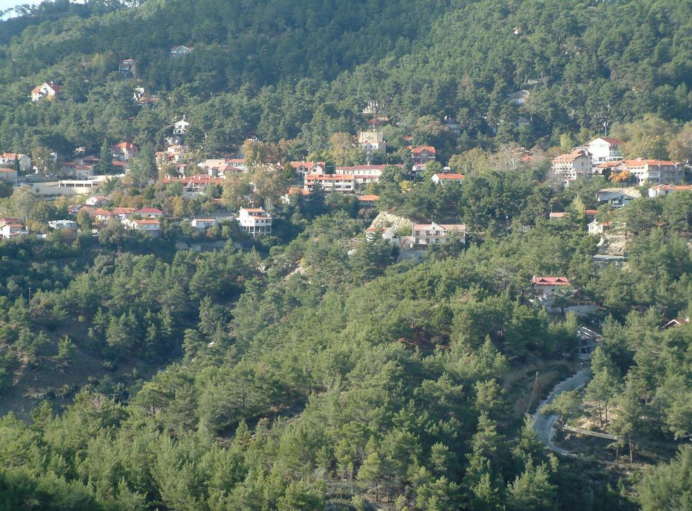 File:Platres village (Cyprus).JPG - Wikimedia Commons