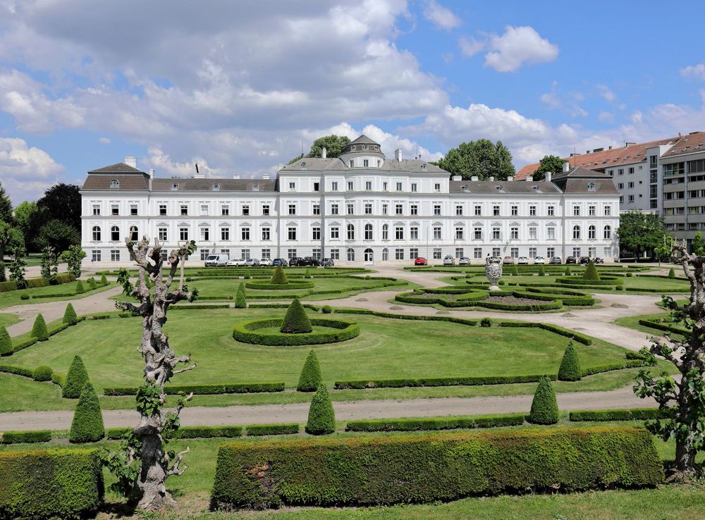 File:Wien - Palais Augarten (2).JPG - Wikimedia Commons