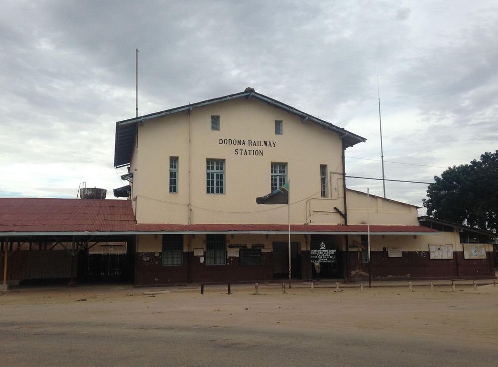 File:Dodoma Train Station.JPG - Wikimedia Commons