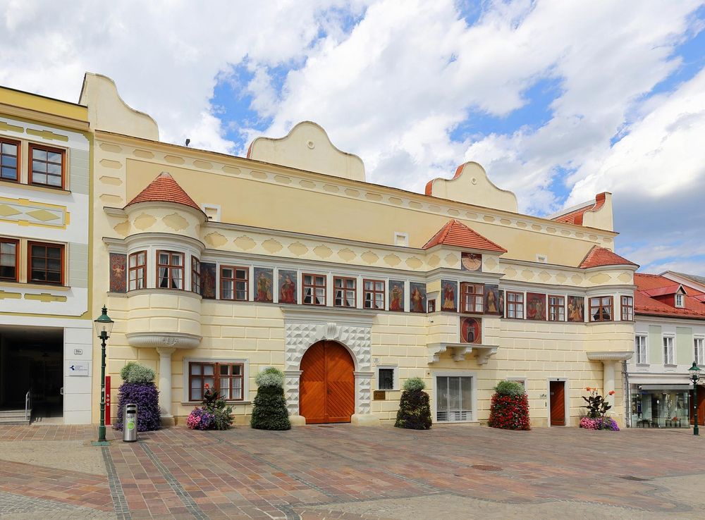 File:Eisenstadt - Rathaus.JPG - Wikipedia