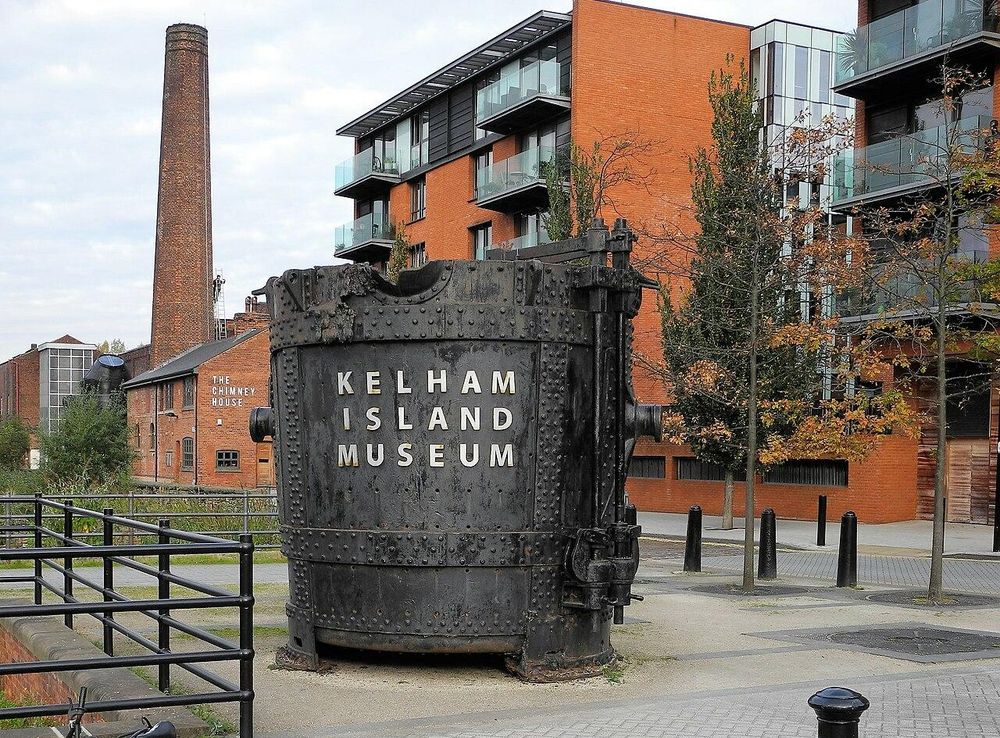 File:Kelham Island Museum, Steel Ladle.jpg - Wikimedia Commons