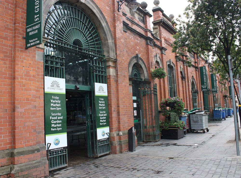 File:St Georges Market, Belfast, July 2010 (02).JPG - Wikimedia Commons
