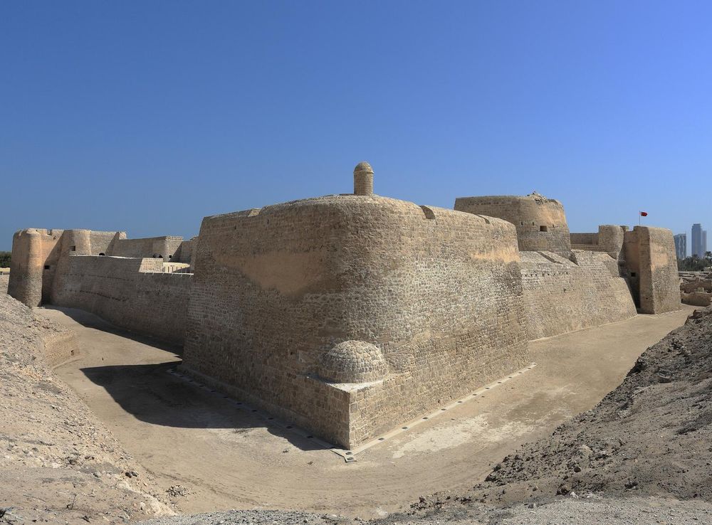 File:Bahrain Fort March 2015.JPG - Wikipedia