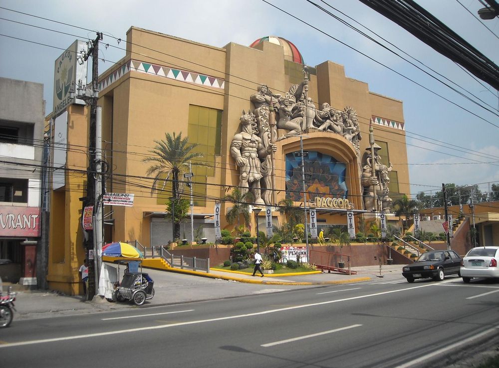 File:Casino Filipino Angeles.jpg - Wikipedia