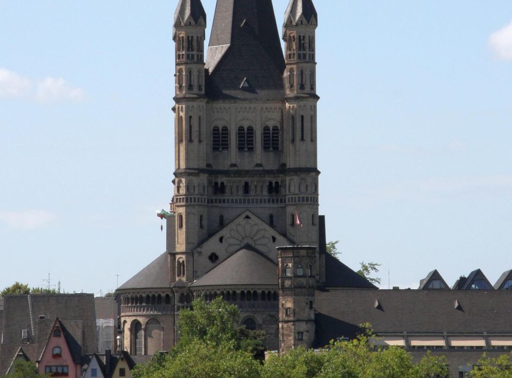 File:Great St. Martin Churchin Cologne, Germany PNr°0168.JPG - Wikimedia  Commons