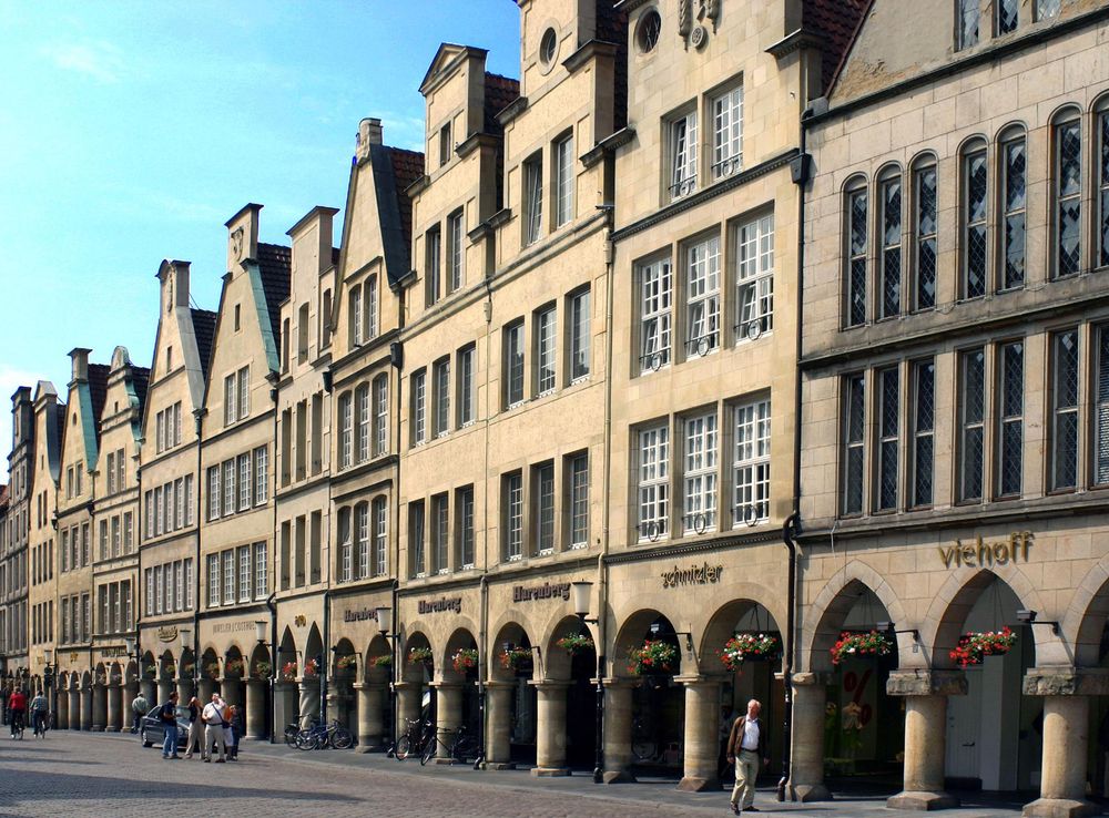 File:MuensterPrinzipalmarkt09.JPG - Simple English Wikipedia, the free  encyclopedia
