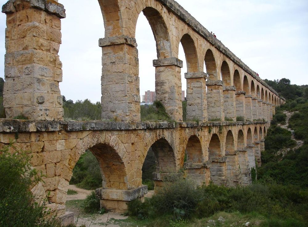 File:Tarragona.Pont del diable aqüeducte.jpg - Wikipedia