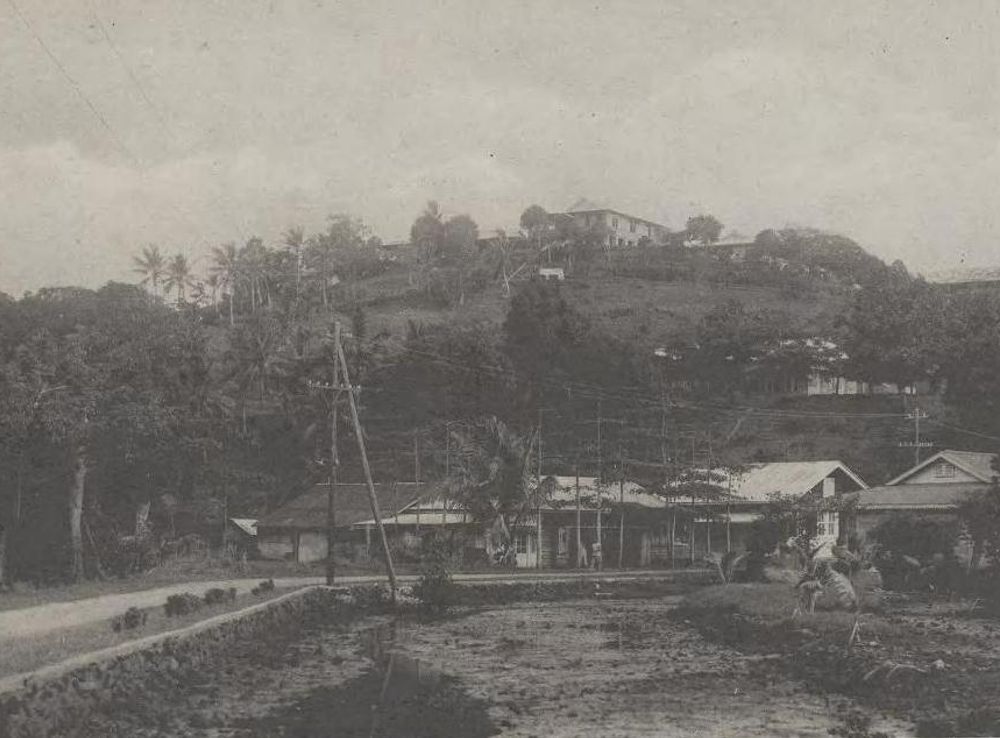 File:Scenery of Natsu-shima (Tonowas island), Chuuk, Micronesia (from a  book published in 1935).png - Wikimedia Commons