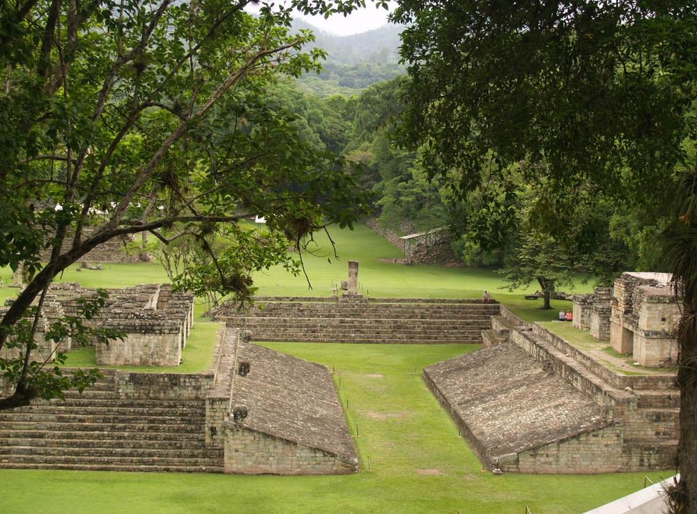 File:Copán Ballcourt.jpg - Wikipedia
