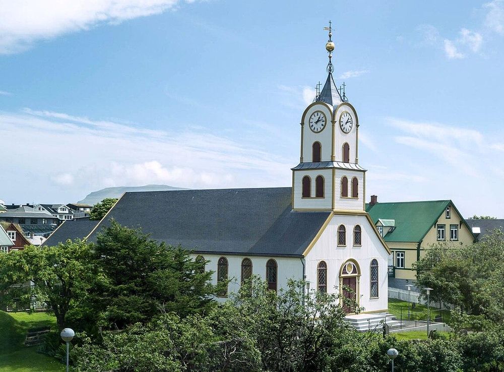 File:Tórshavn Cathedral 2014.jpg - Wikipedia