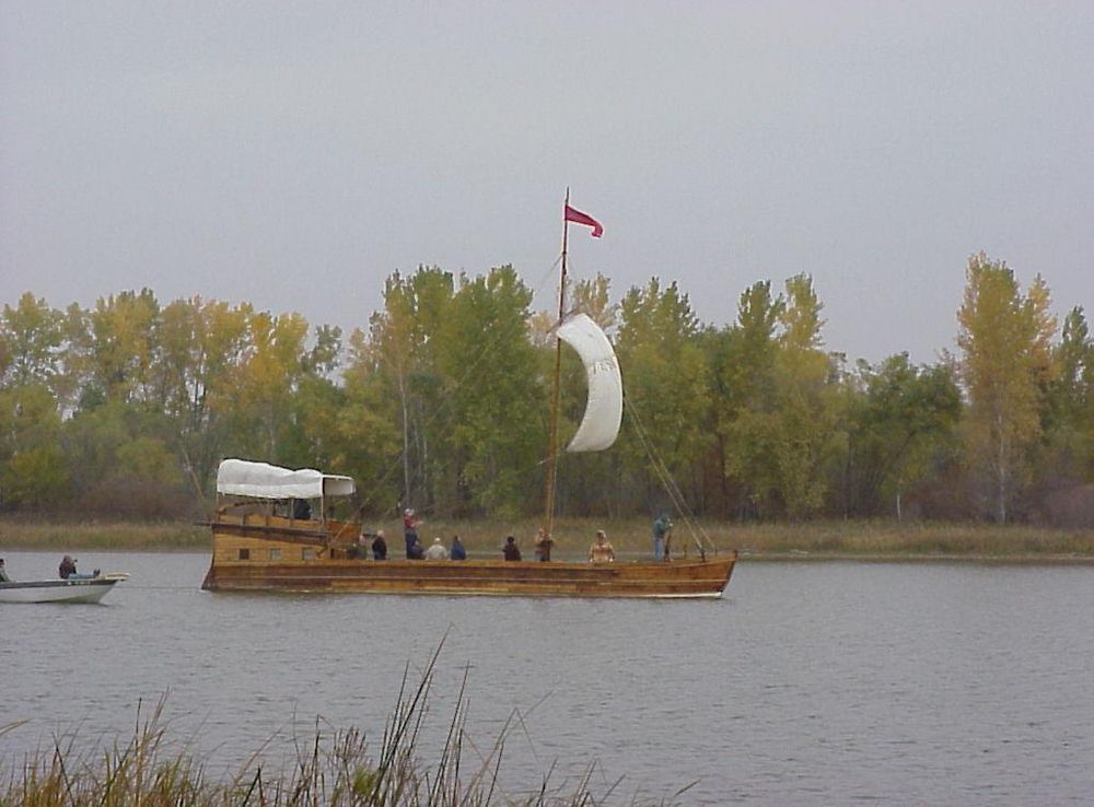 File:Keelboat at Lewis & Clark State Park.JPG - Wikimedia Commons