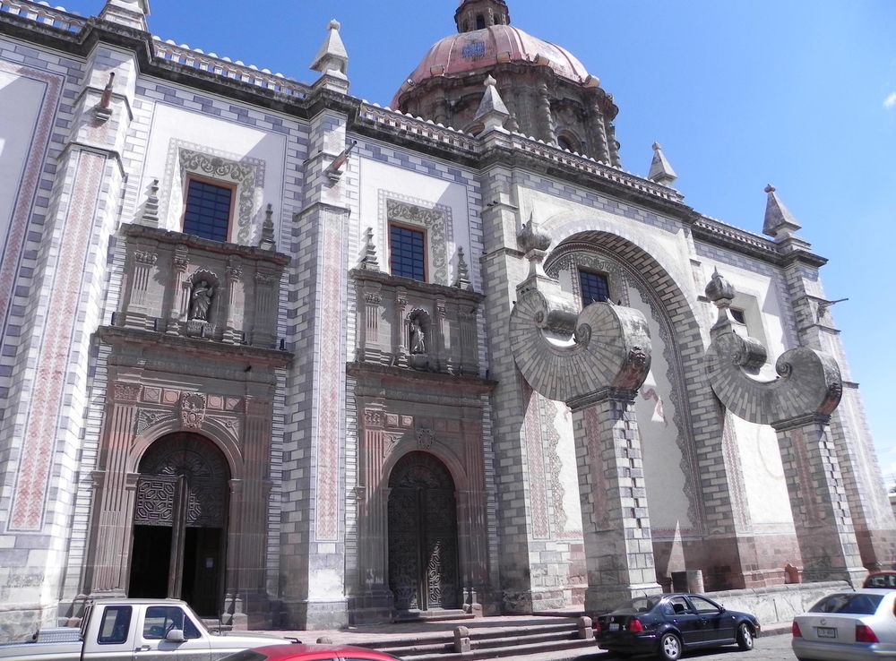 File:Santa Rosa del Viterbo, Queretaro.JPG - Wikimedia Commons