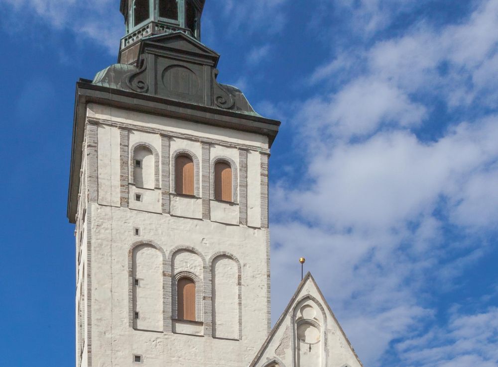 File:Iglesia de San Nicolás, Tallinn, Estonia, 2012-08-05, DD 02.JPG -  Wikimedia Commons