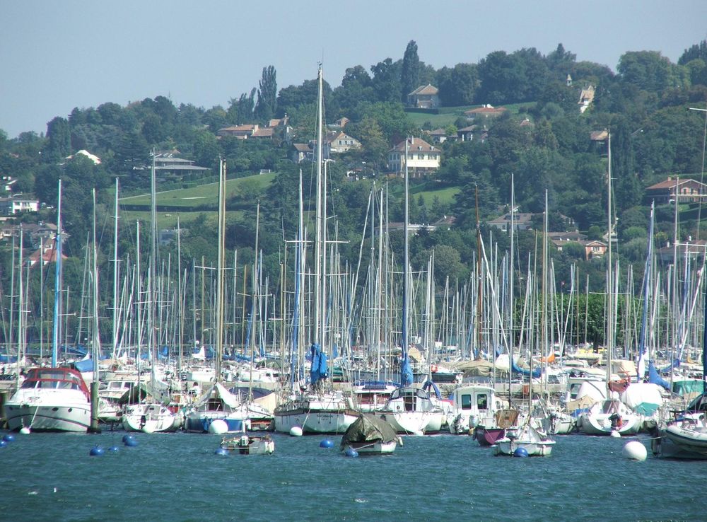 File:Geneve port 3767.JPG - Wikipedia