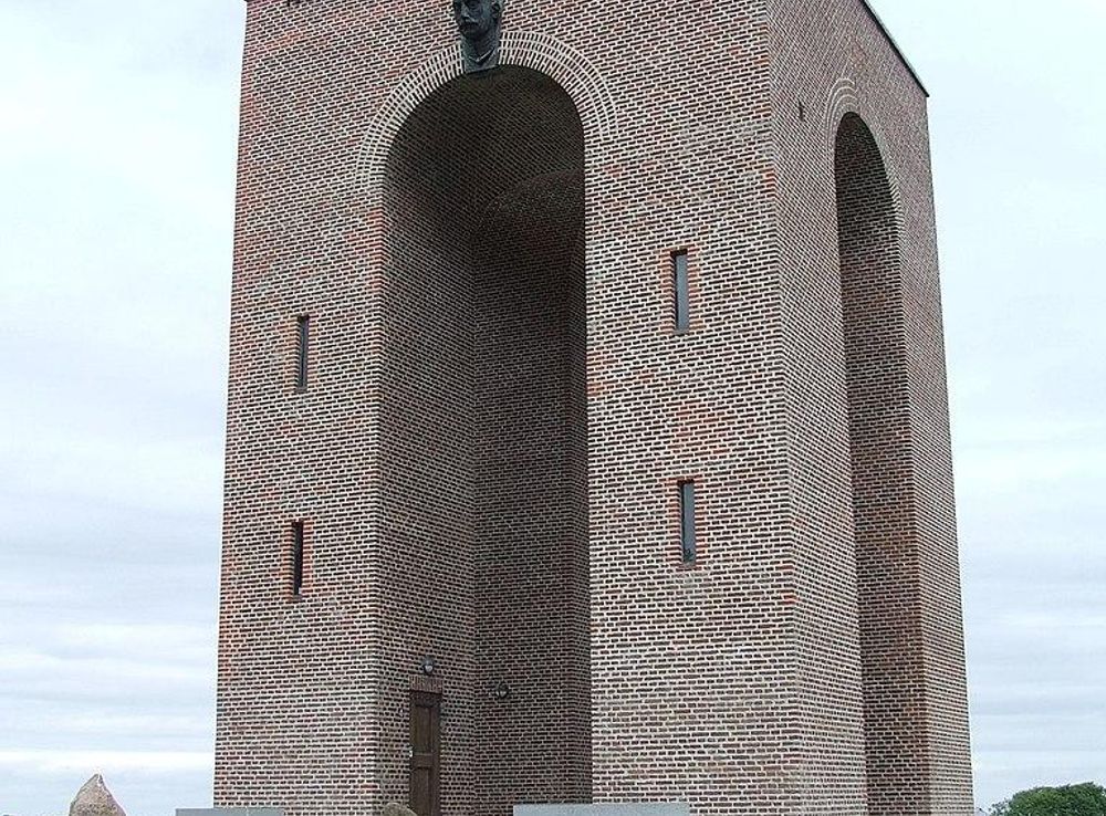 File:Ejer bavnehoj tower.JPG - Wikimedia Commons