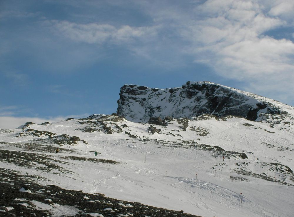 File:Veleta Peak.JPG - Wikimedia Commons