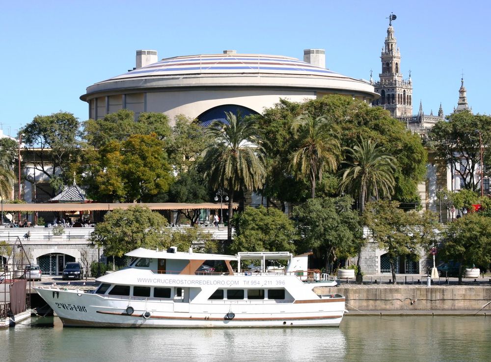 File:Teatro de la Maestranza - Seville.JPG - Wikipedia