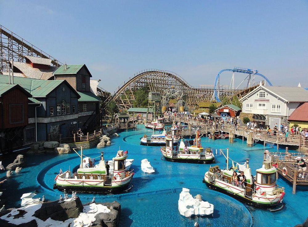 File:Europa-Park - Wodan - Timburcoaster (57).JPG - Wikimedia Commons