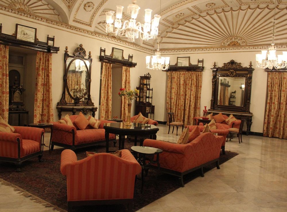 File:Jai Vilas Palace Night at the Museum (8).JPG - Wikimedia Commons