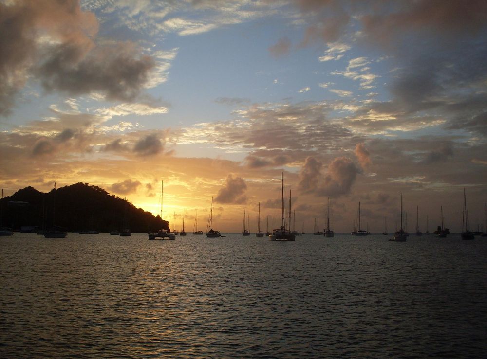 Bhengkek:Carriacou Sunset (148322985).jpeg - Wikipèḍia bhâsa Madhurâ