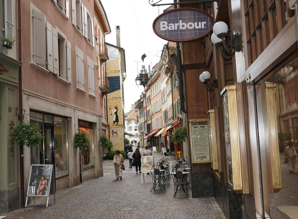 Free Images : pedestrian, road, street, alley, city, downtown, shopping,  tourism, lane, old town, infrastructure, switzerland, neighbourhood, eng,  residential area, vevey, human settlement 6000x4000 - - 684217 - Free stock  photos - PxHere