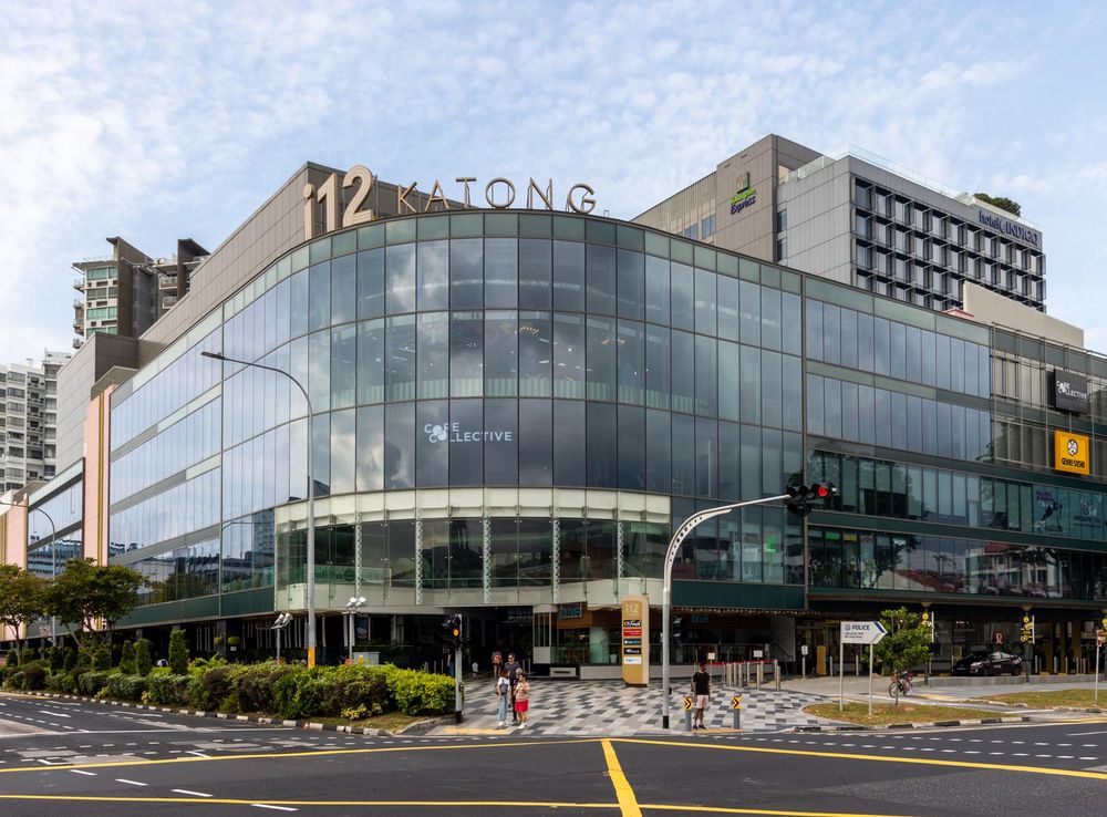 File:At Singapore 2023 029 - Facade of i12 Katong.jpg - Wikimedia Commons