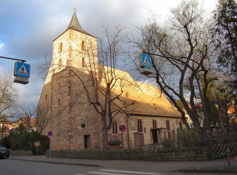 File:Handschuhsheim Vituskirche.jpg - Wikimedia Commons