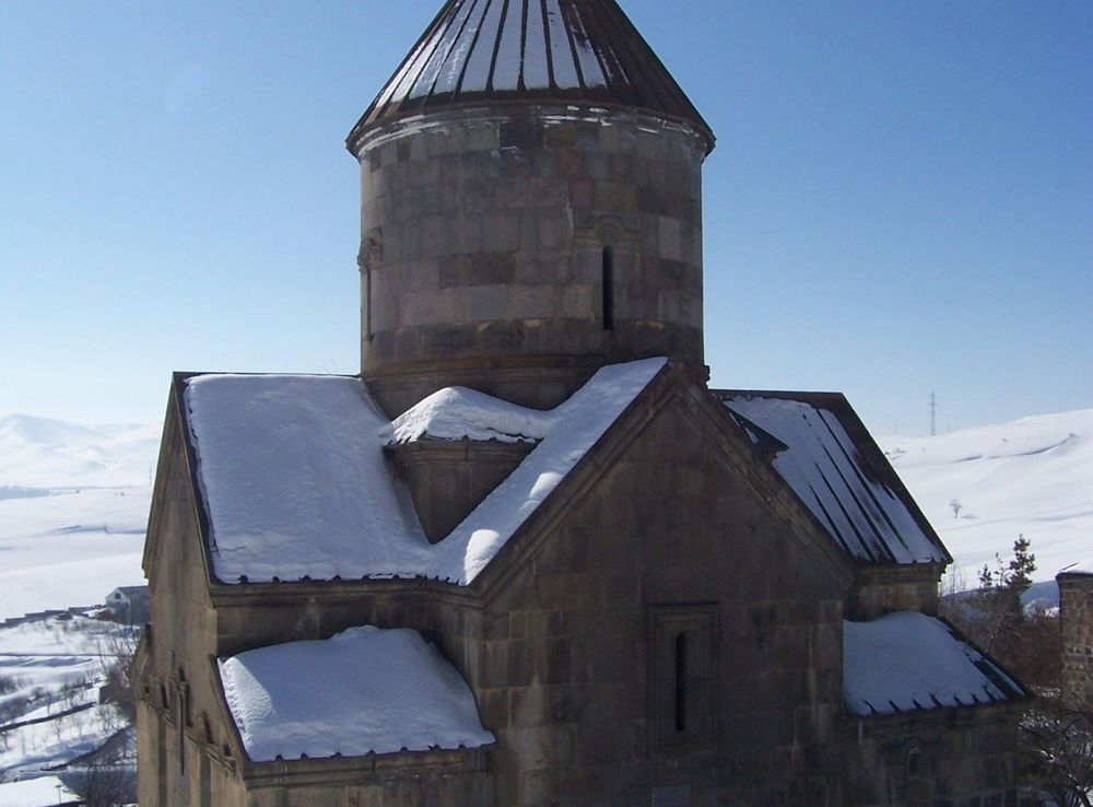 File:Makravank.JPG - Wikimedia Commons