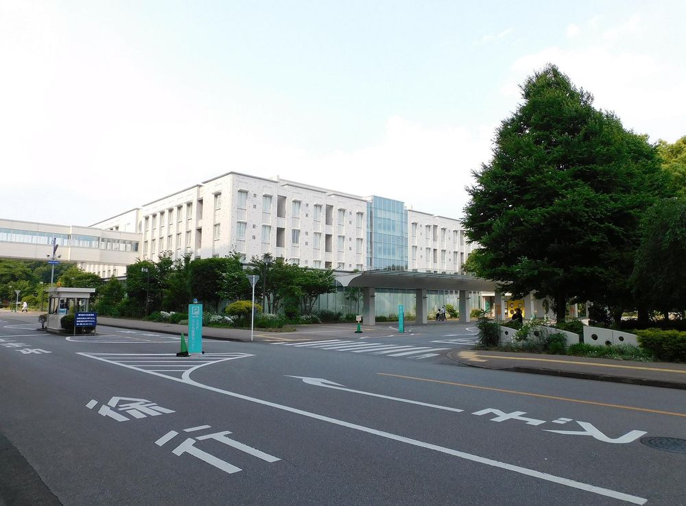 ファイル:Jichi Children's Medical Center Tochigi.jpg - Wikipedia