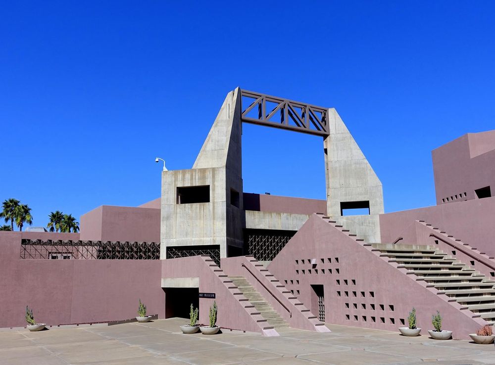 File:Arizona State University Art Museum - Arizona State University - Tempe,  AZ - DSC05997.JPG - Wikipedia