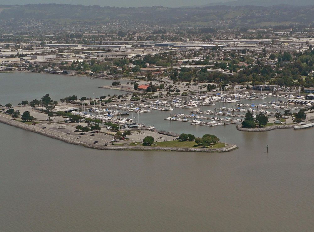 File:San Leandro Marina 07830.JPG - 维基百科，自由的百科全书