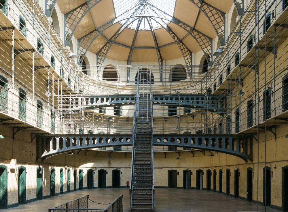 File:Kilmainham Gaol Main Hall 2016-06-03.jpg - Wikipedia
