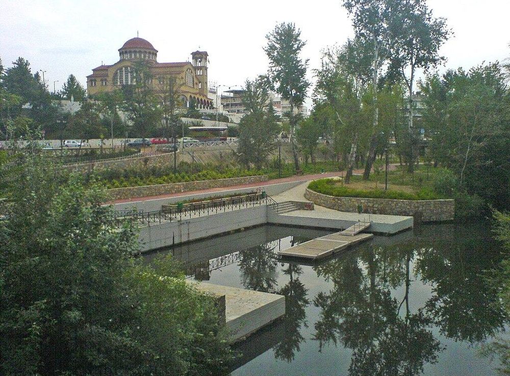 File:Pinios river and church of Agios Achilios.jpg - Wikipedia