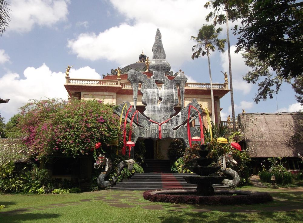 Berkas:Antonio Blanco le musée.JPG - Wikipedia bahasa Indonesia,  ensiklopedia bebas