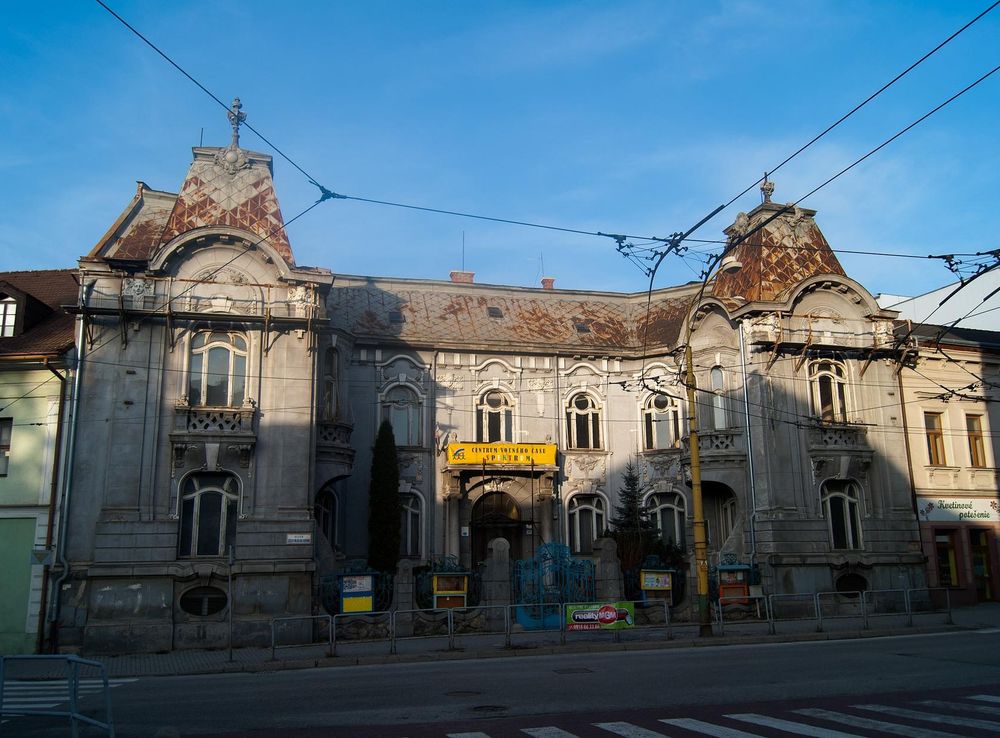 File:Rosenfeld Palace in Žilina (8400487494).jpg - Wikimedia Commons
