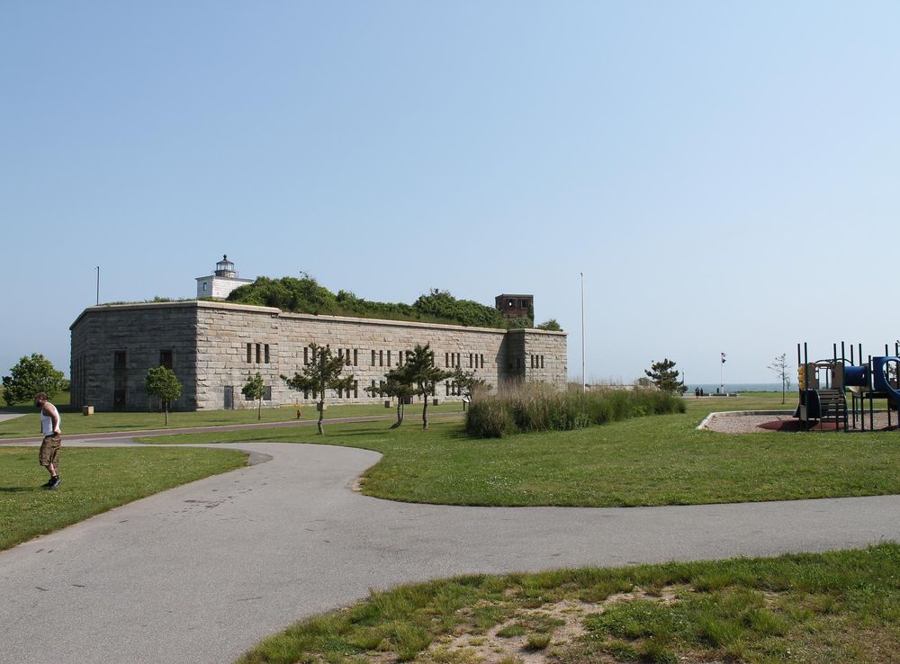 File:Fort Taber Park.JPG - Wikimedia Commons