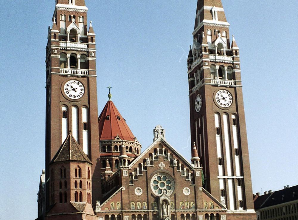 File:Cathedral, 2006 Szeged016.jpg - Wikimedia Commons