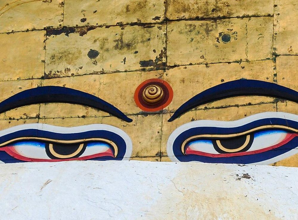 File:Eye of Buddha - Swayambhunath, Nepal.jpg - Wikimedia Commons