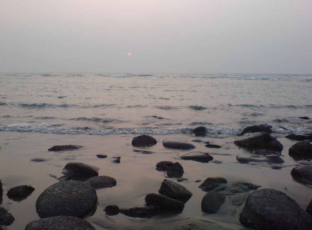 File:Inani Beach.JPG - Wikimedia Commons