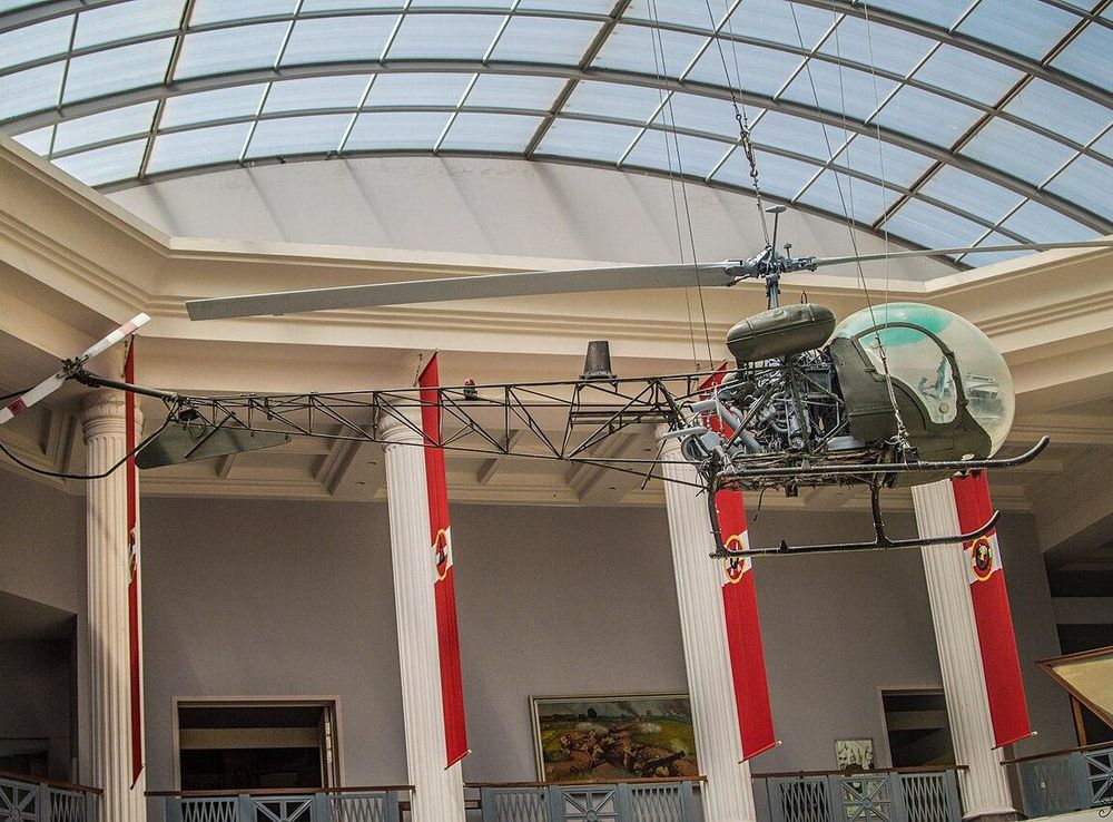 File:Helicopter in Pakistan Army Museum 1.jpg - Wikimedia Commons