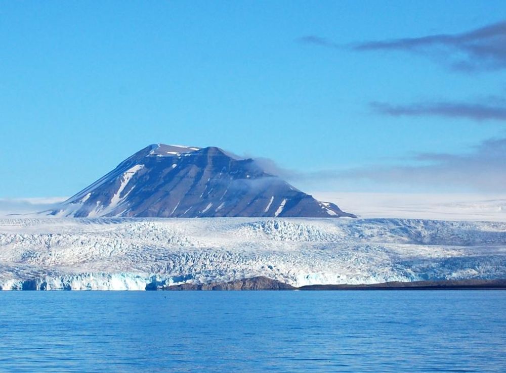 File:Nordensjoldbreen (Svalbard).jpg - Wikimedia Commons