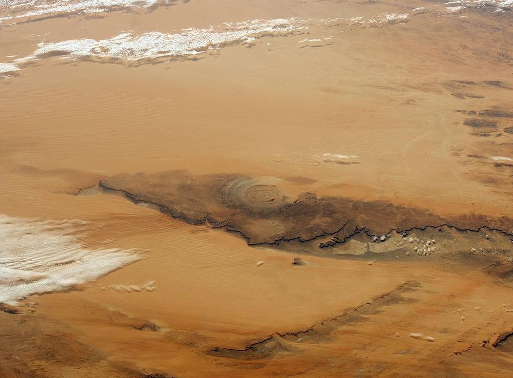 File:ISS-42 Richat Structure, Eye of the Sahara.jpg - Wikimedia Commons